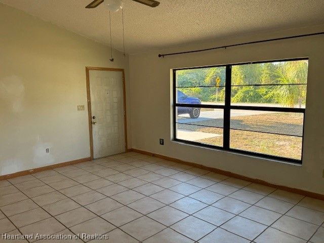 323 S Huckleberry Lake Drive, Sebring, FL 33875