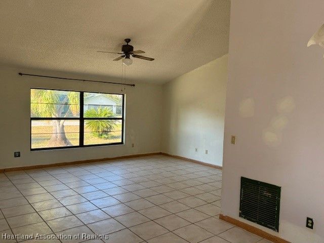 323 S Huckleberry Lake Drive, Sebring, FL 33875