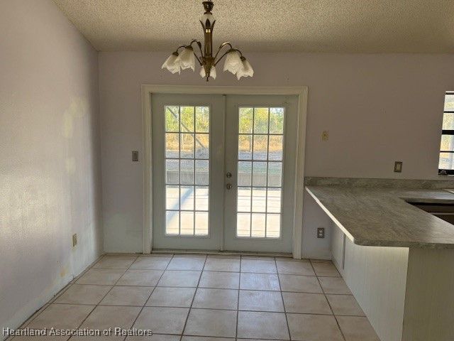 323 S Huckleberry Lake Drive, Sebring, FL 33875