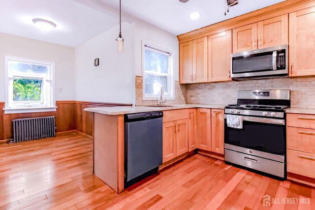 55 S Nelson Avenue S, Piscataway, NJ 08854
