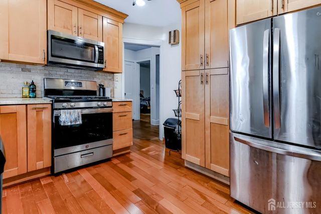55 S Nelson Avenue S, Piscataway, NJ 08854
