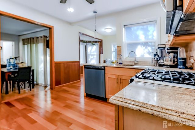 55 S Nelson Avenue S, Piscataway, NJ 08854