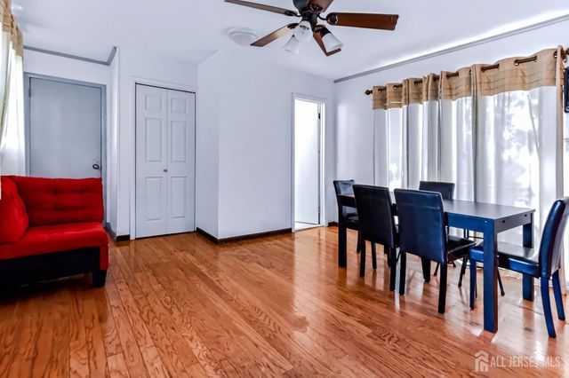 55 S Nelson Avenue S, Piscataway, NJ 08854