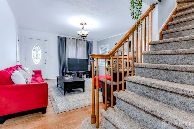55 S Nelson Avenue S, Piscataway, NJ 08854