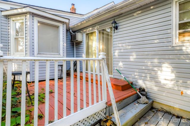 55 S Nelson Avenue S, Piscataway, NJ 08854