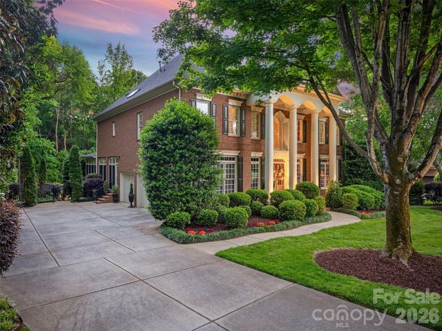 602 Hampshire Hill Road, Matthews, NC 28105
