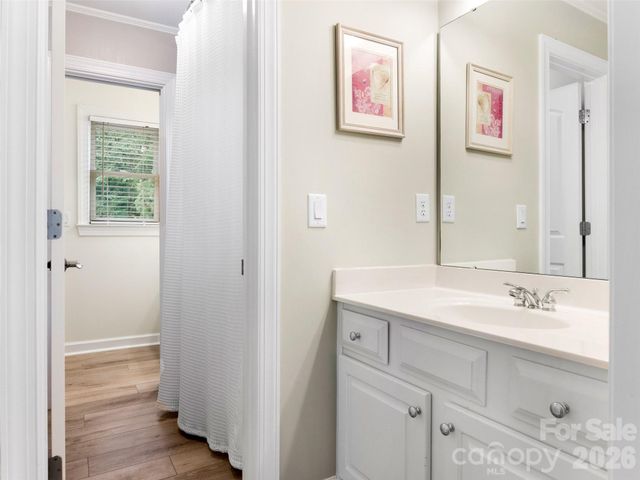 602 Hampshire Hill Road, Matthews, NC 28105