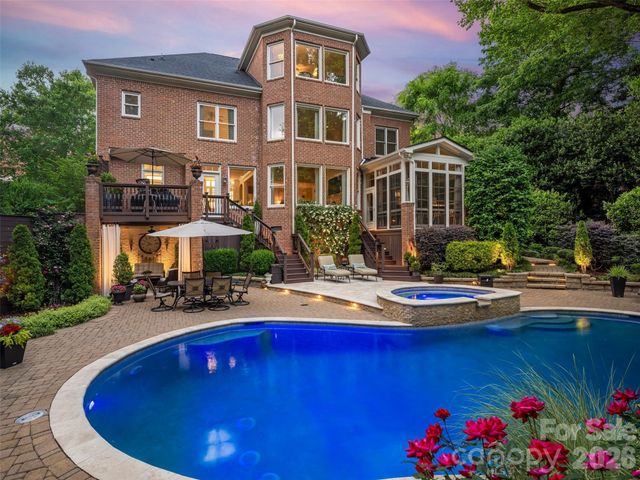 602 Hampshire Hill Road, Matthews, NC 28105