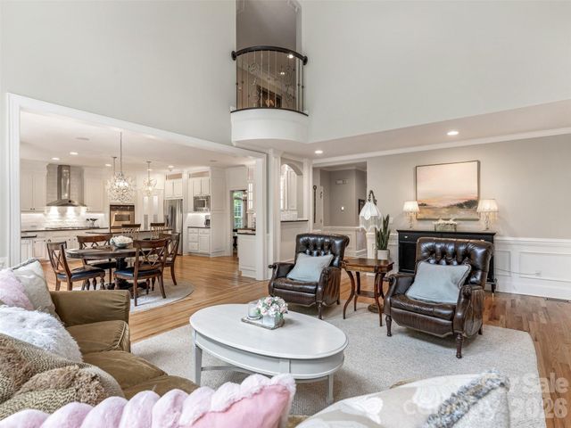602 Hampshire Hill Road, Matthews, NC 28105