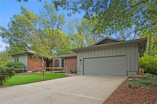 2609 Westdale Road, Lawrence, KS 66049