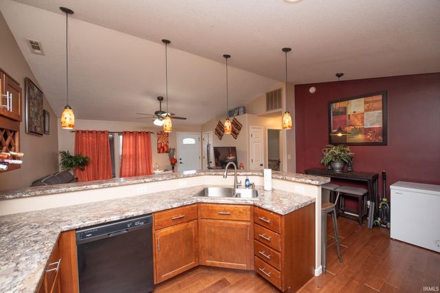 2200 Brady Lane, Lafayette, IN 47909