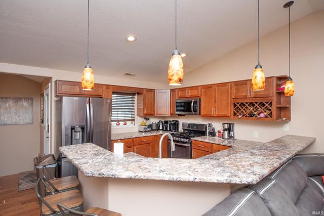 2200 Brady Lane, Lafayette, IN 47909