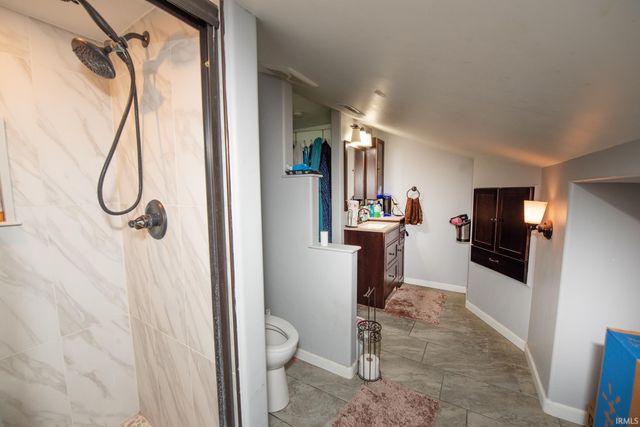 2200 Brady Lane, Lafayette, IN 47909