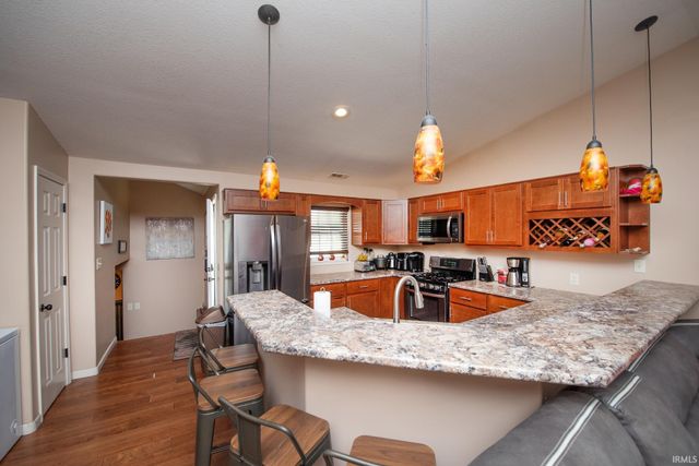 2200 Brady Lane, Lafayette, IN 47909