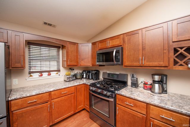 2200 Brady Lane, Lafayette, IN 47909