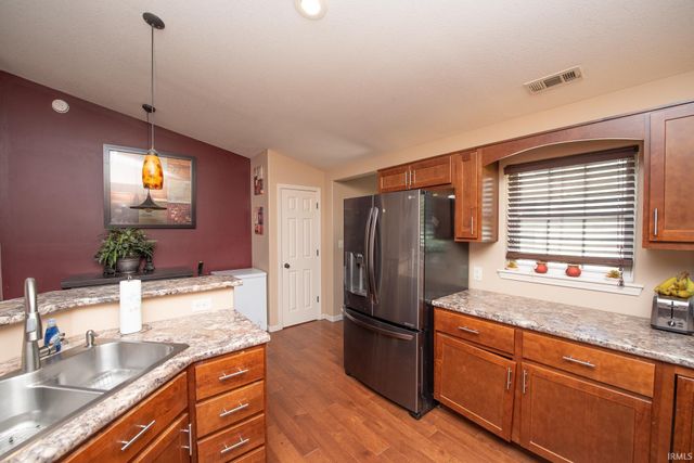 2200 Brady Lane, Lafayette, IN 47909