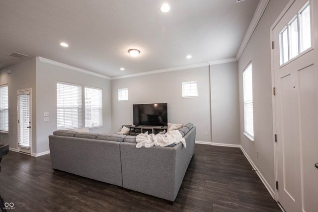 13083 Pennington Road, Fishers, IN 46037