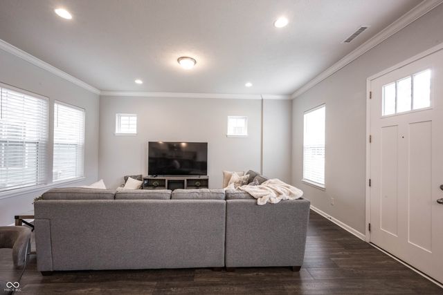 13083 Pennington Road, Fishers, IN 46037