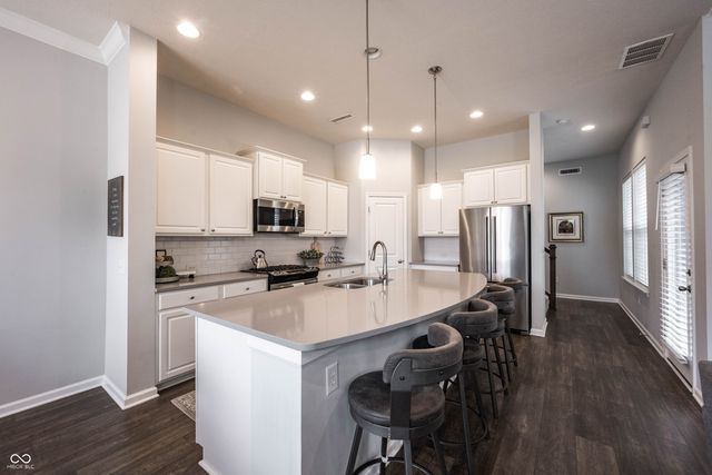 13083 Pennington Road, Fishers, IN 46037