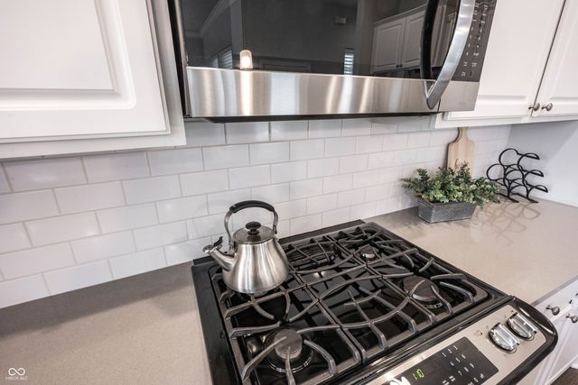 13083 Pennington Road, Fishers, IN 46037