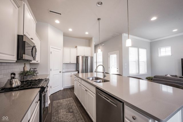 13083 Pennington Road, Fishers, IN 46037