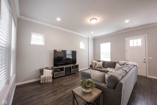 13083 Pennington Road, Fishers, IN 46037