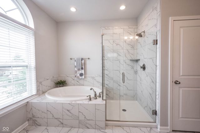 13083 Pennington Road, Fishers, IN 46037