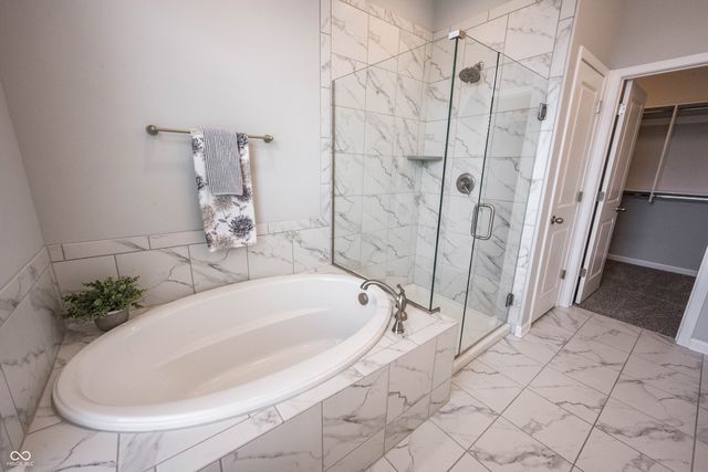 13083 Pennington Road, Fishers, IN 46037