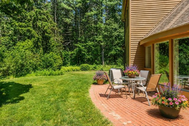 78 Carroll Dr, Carlisle, MA 01741