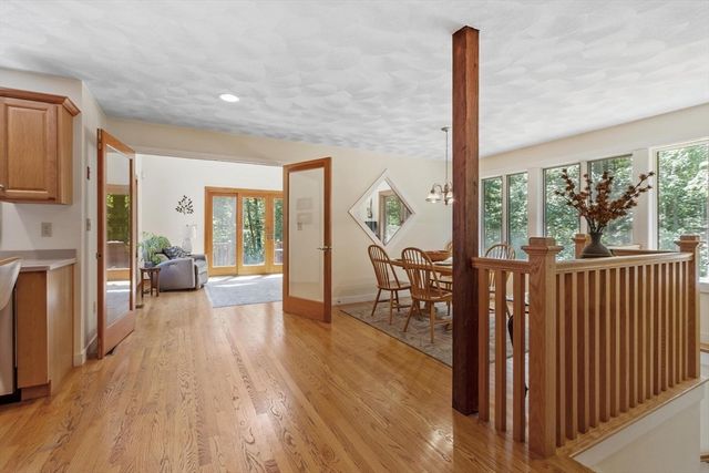 78 Carroll Dr, Carlisle, MA 01741