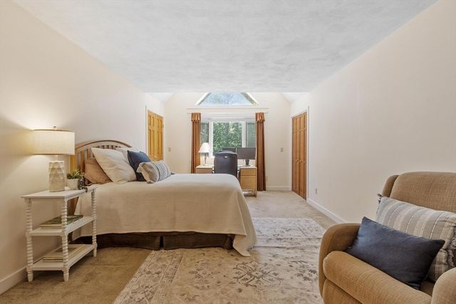 78 Carroll Dr, Carlisle, MA 01741