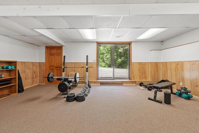 78 Carroll Dr, Carlisle, MA 01741