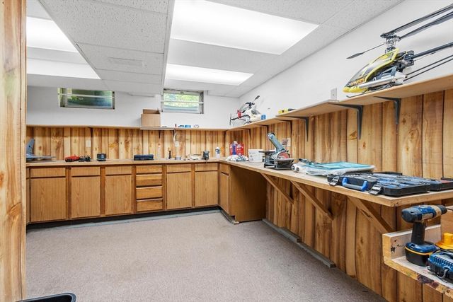 78 Carroll Dr, Carlisle, MA 01741