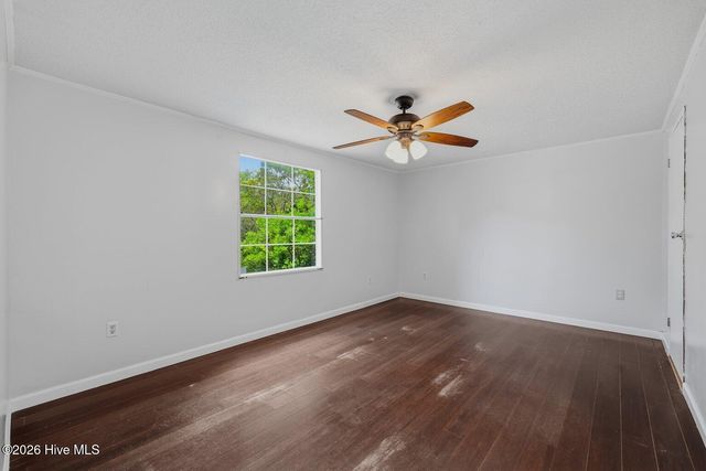 7821 Niffer Lane, Wilmington, NC 28412