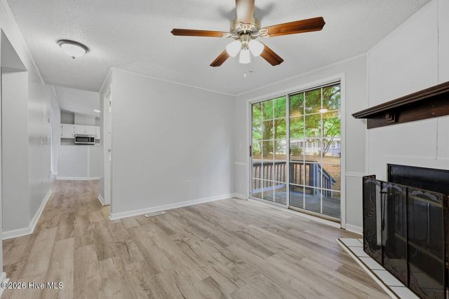7821 Niffer Lane, Wilmington, NC 28412