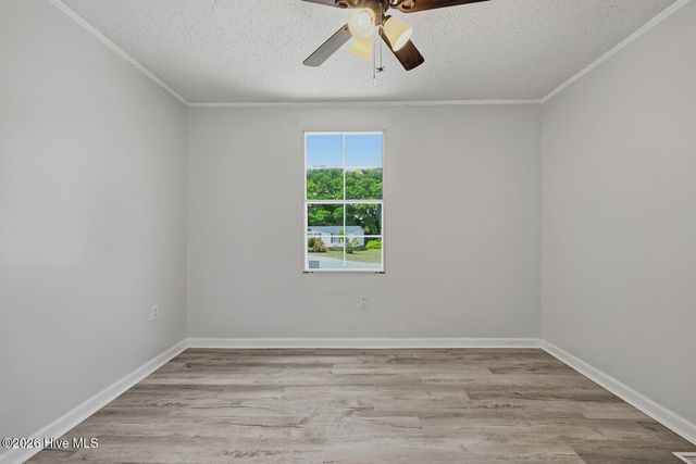 7821 Niffer Lane, Wilmington, NC 28412