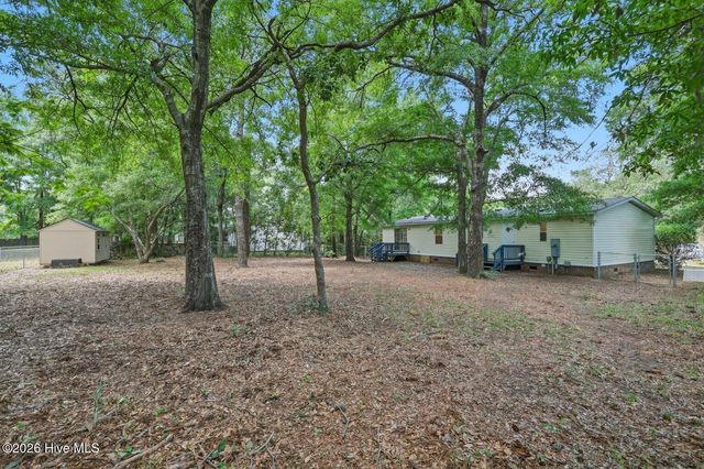 7821 Niffer Lane, Wilmington, NC 28412