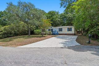 7821 Niffer Lane, Wilmington, NC 28412