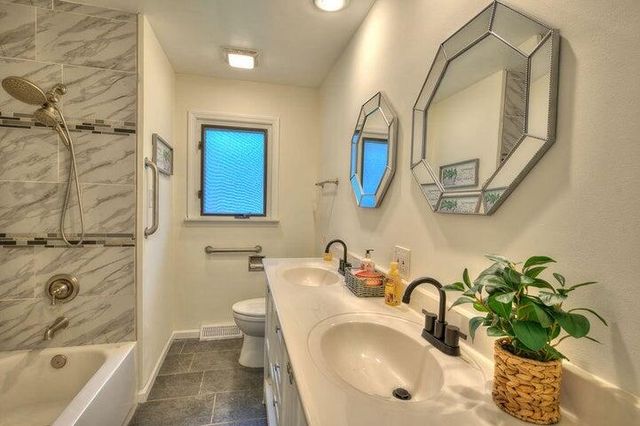 2956 Joann Street, Portage, IN 46368