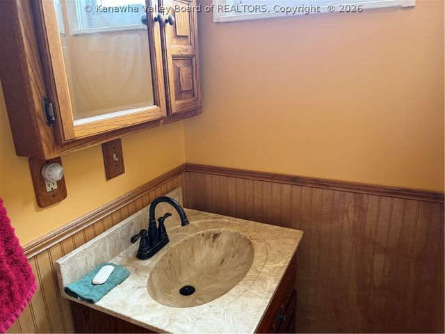 3604 Staunton Avenue Se, Charleston, WV 25304