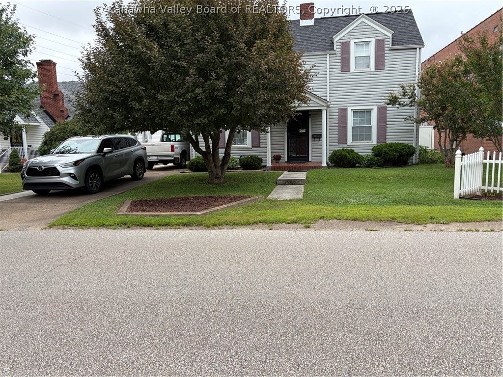 3604 Staunton Avenue Se, Charleston, WV 25304