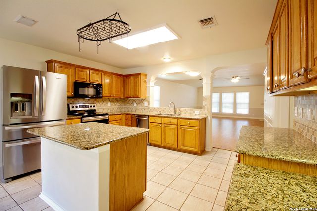 1151 Tetford, San Antonio, TX 78253