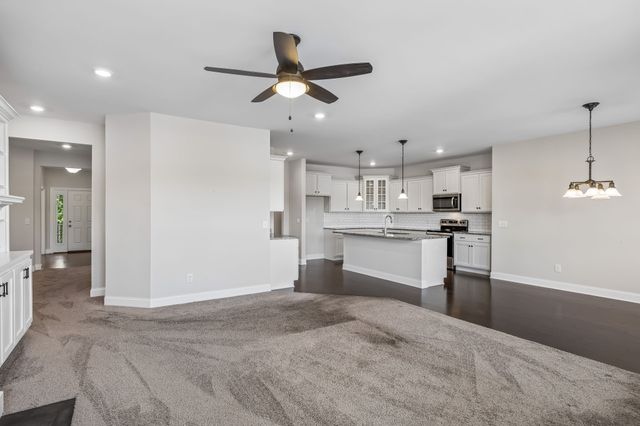 1363 Greenstone Ln, Nashville, TN 37221