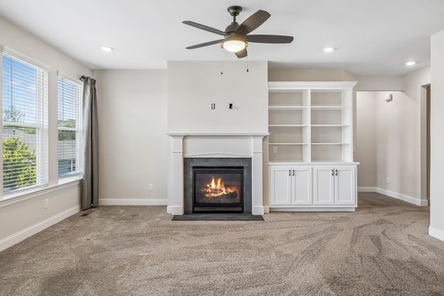1363 Greenstone Ln, Nashville, TN 37221