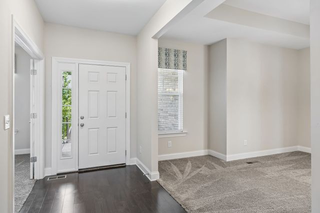 1363 Greenstone Ln, Nashville, TN 37221