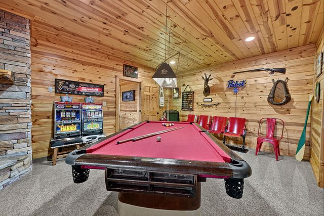 1579 Mangums Trail, Blue Ridge, GA 30513