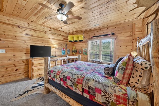 1579 Mangums Trail, Blue Ridge, GA 30513