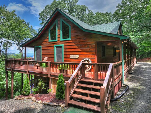 1579 Mangums Trail, Blue Ridge, GA 30513