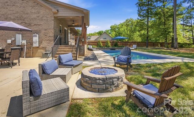2008 McCollum Oaks Lane, Monroe, NC 28110