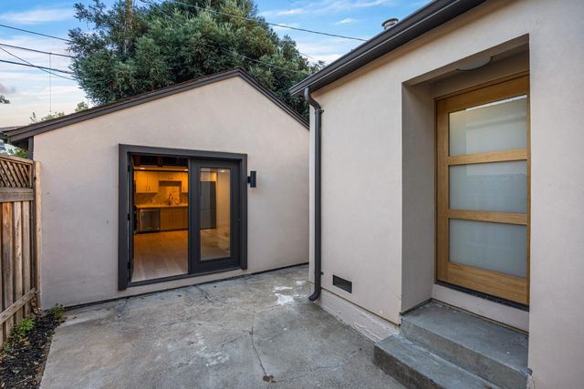 1640 9th Ave, Sacramento, CA 95818